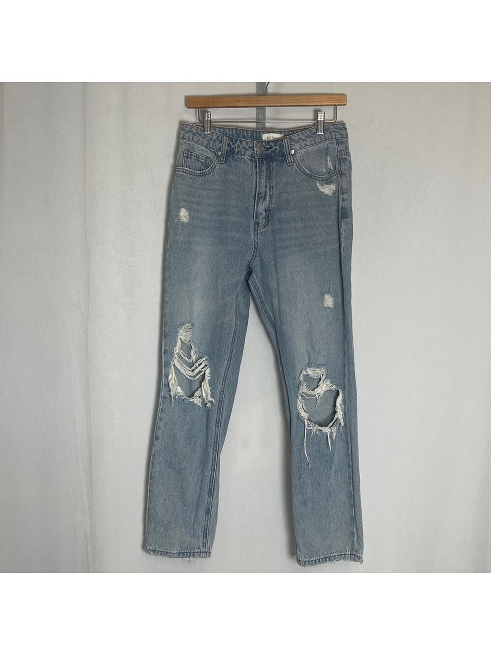 BOHME Women's High Waisted Distressed Straight Leg Jeans Size 28 Light Wash